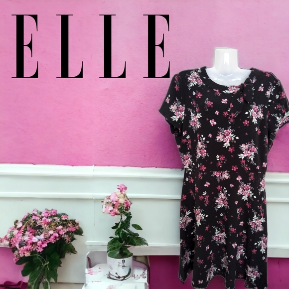 Nwt!! ELLE Designer Black and Floral Gorgeous Midi Dress With Bow Tie!!💖 - Picture 13 of 16